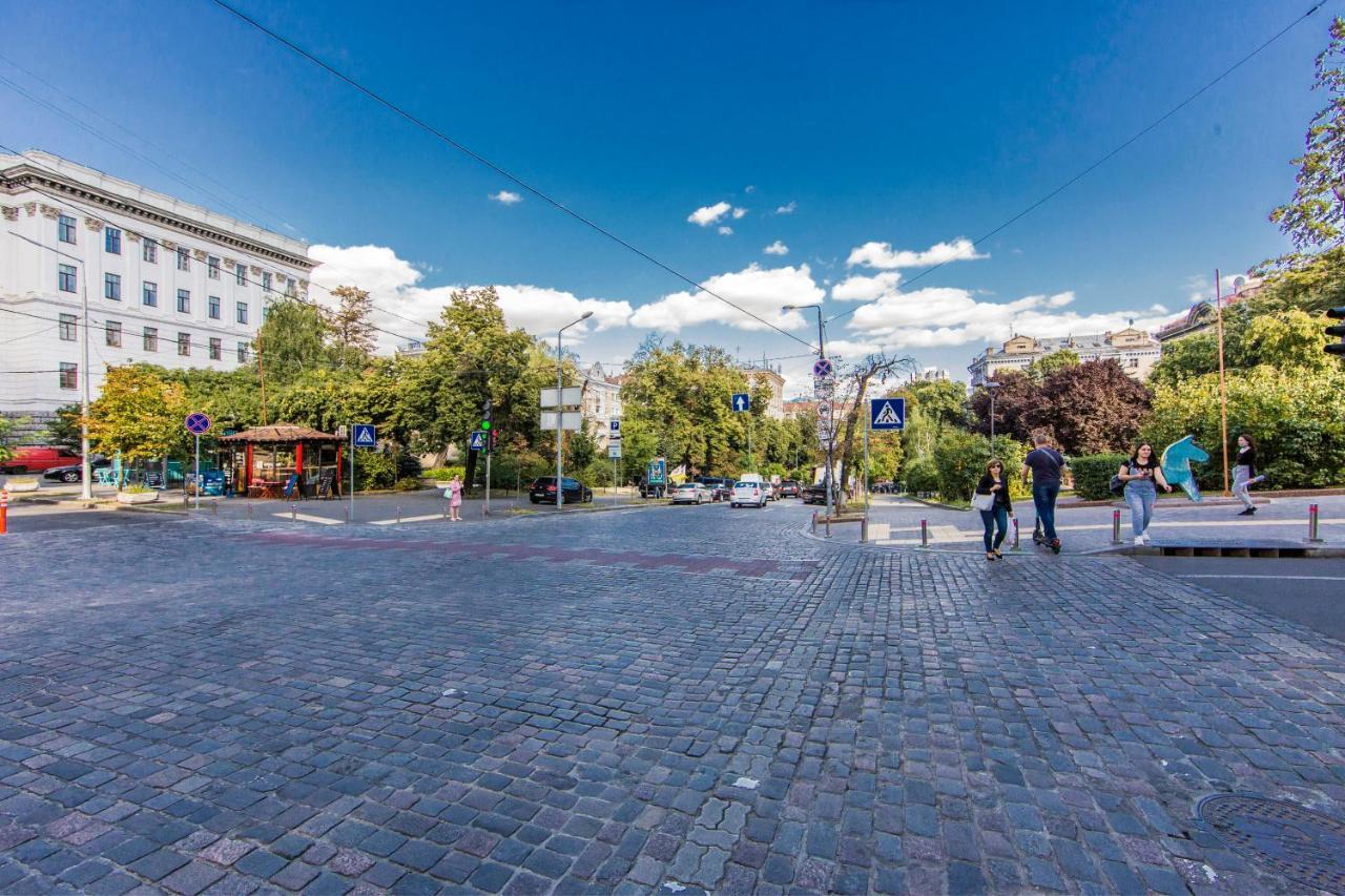 Комфорт- Апартаменти Біля Хрещатика Kiev Exterior foto